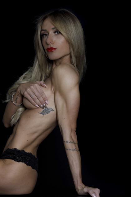 Jennifer - Bodybuilder